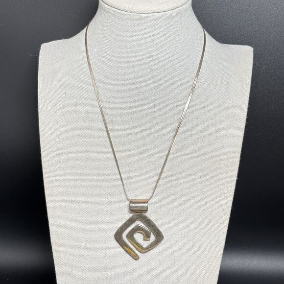 Silpada Retired Sterling Silver Geometric Spiral Pendant Necklace .925 - Picture 1 of 7